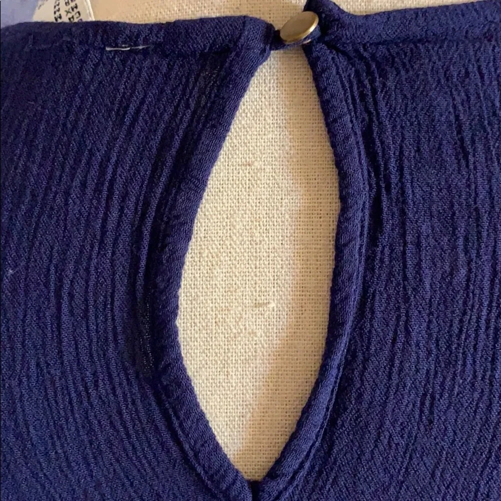 Forever 21 Blue Crochet Detail Round Neckline Short Sleeve Top - Picture 6 of 9